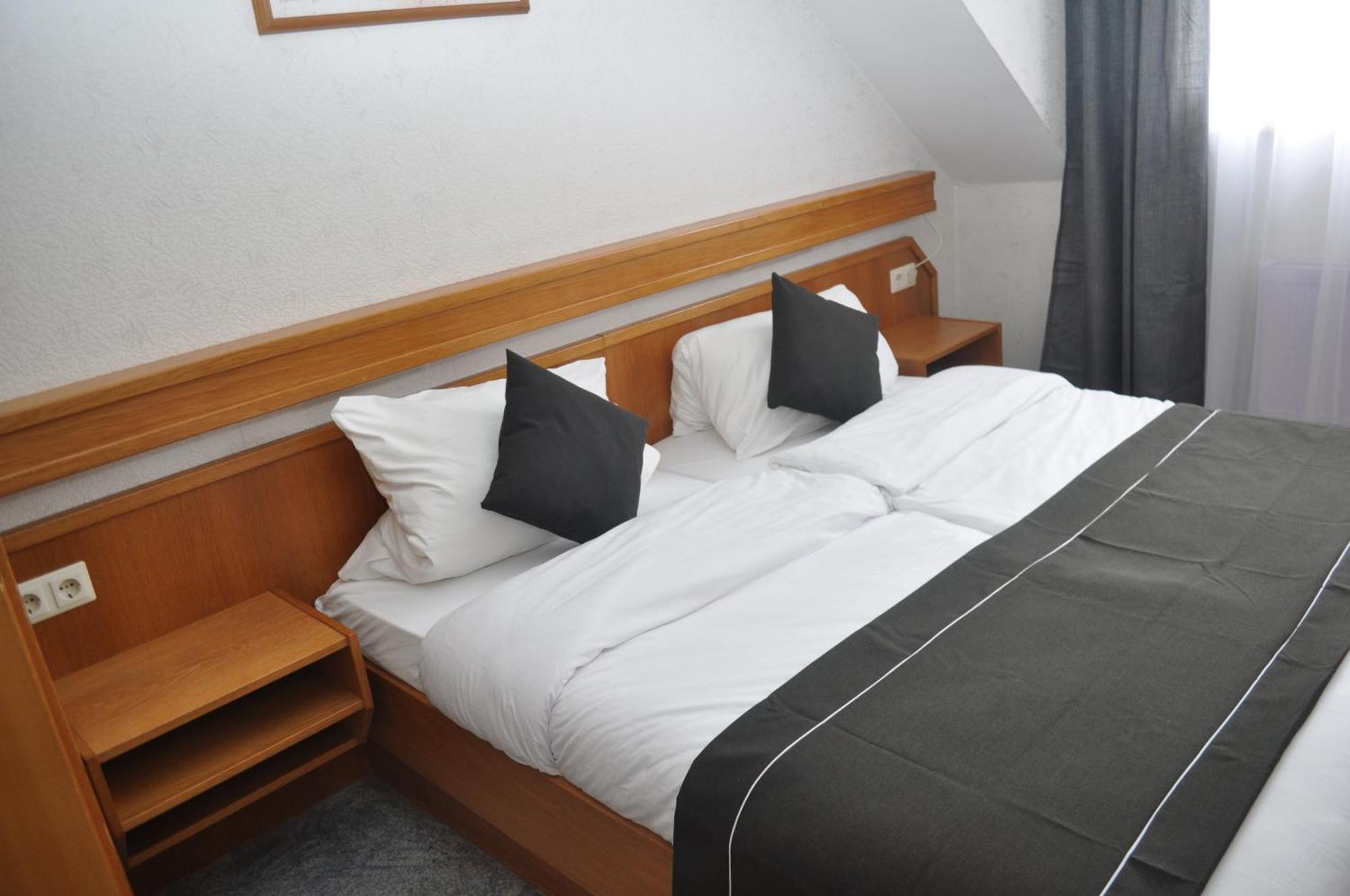Hotel Kuehns Muehle Oestrich-Winkel Eksteriør billede